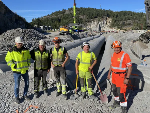Loe Rørprodukter - rørlegging igT-Falsrør på E18